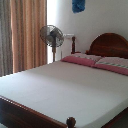 K Holiday Tissamaharama Buitenkant foto