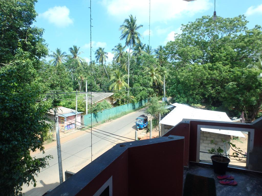 K Holiday Tissamaharama Buitenkant foto