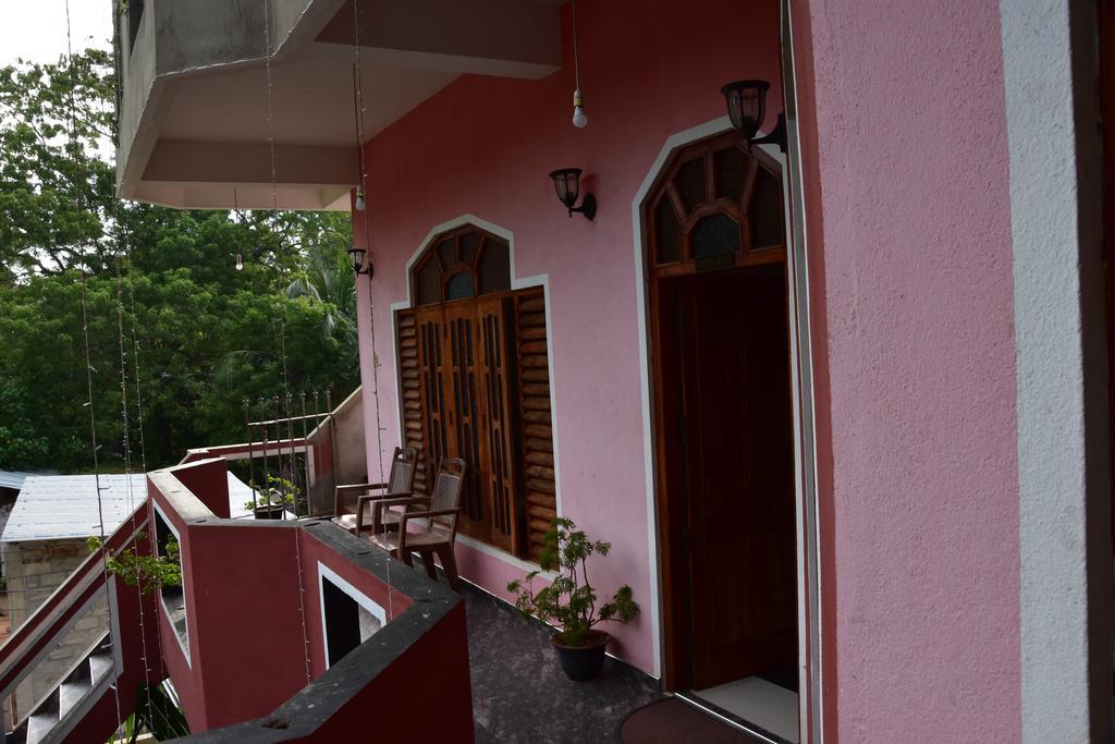 K Holiday Tissamaharama Buitenkant foto
